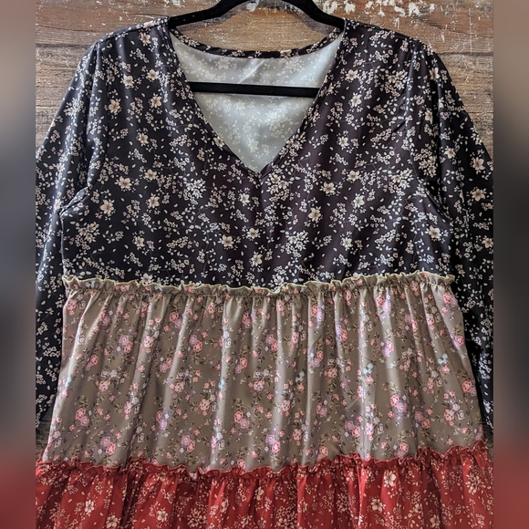 Boho Tiered Floral Mixed Print Tunic - Picture 5 of 16
